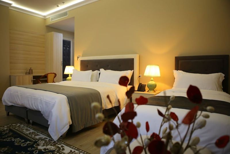 Hotel Colombo - Image 5
