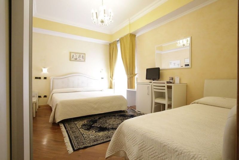 Hotel Vienna Ostenda - Image 2