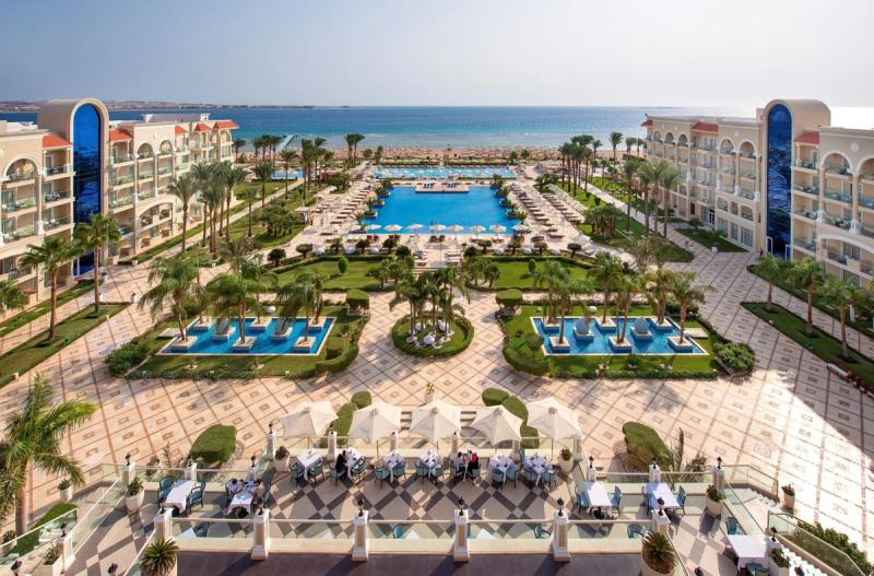 Premier Le Reve Hotel & Spa - Image 1