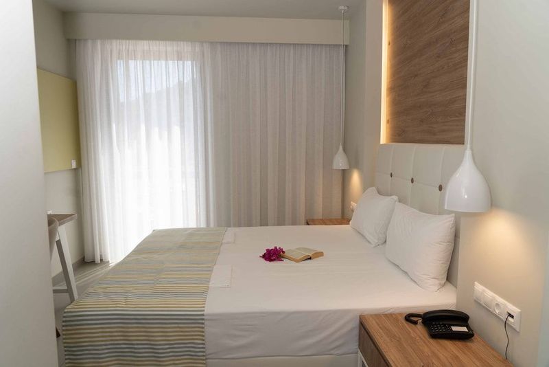 Fevro Hotel - Image 7