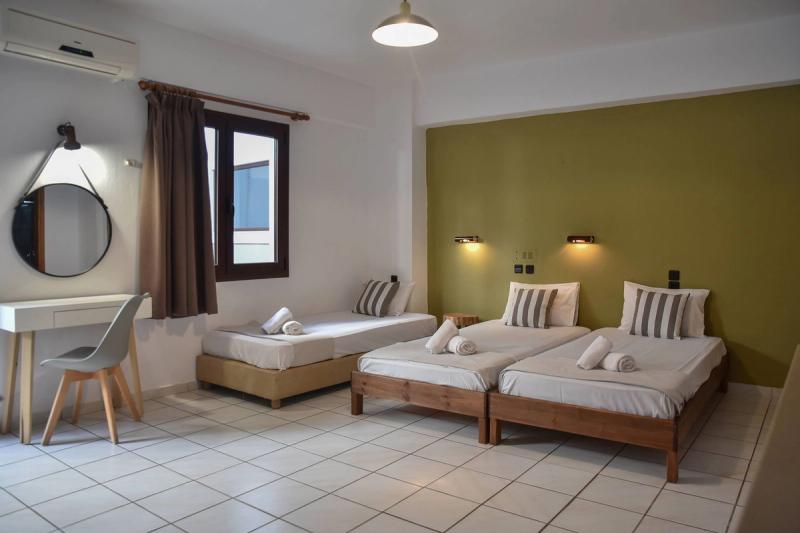 Iraklis Apartments - Image 4