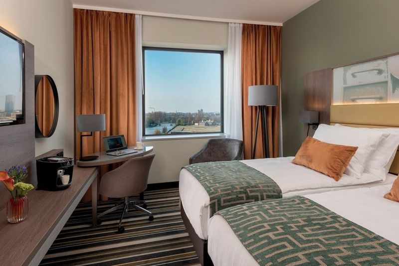 Leonardo Royal Hotel Amsterdam - Image 2