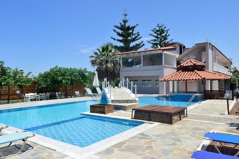 Dias Kavros Hotel - Image 10