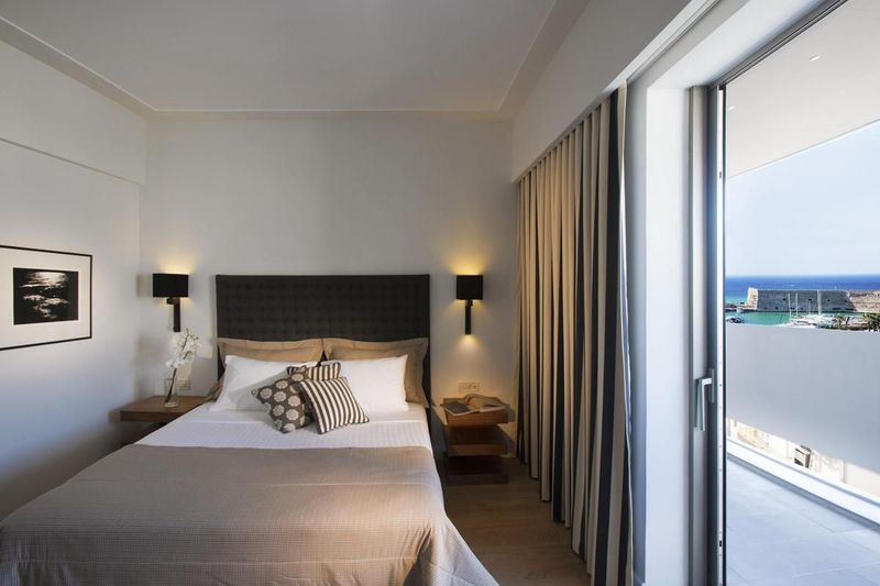 Aquila Atlantis Hotel - Image 10