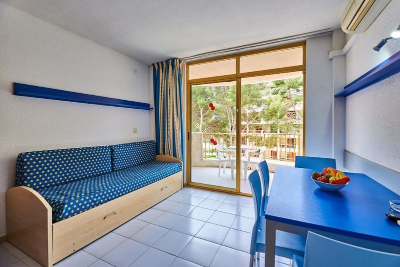 Inter2 Salou Apartments - Image 10