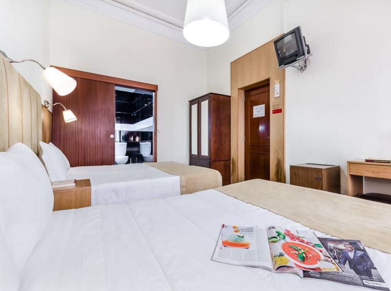 Hotel Santa Clara Porto - Image 9