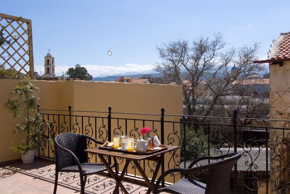 Belmondo Hotel & Suites - Image 10