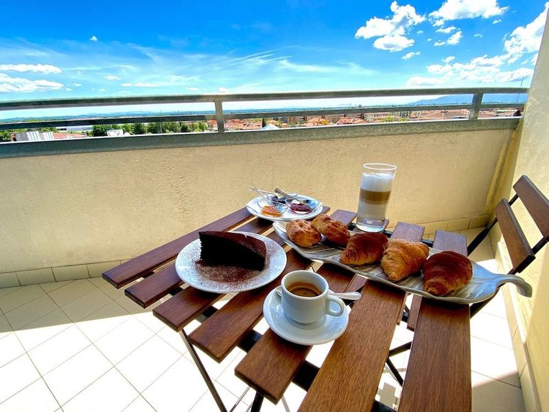 Tuscany Inn - Image 3