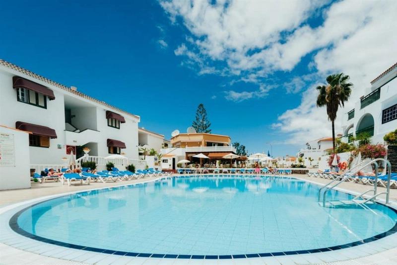 Aparthotel Neptuno Costadeje - Image 10