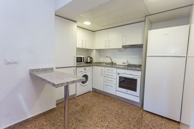Aparthotel Pio XII Apartments Valencia - Image 5