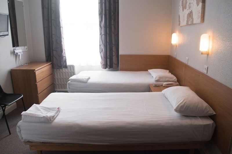 Lords Hotel London - Image 4