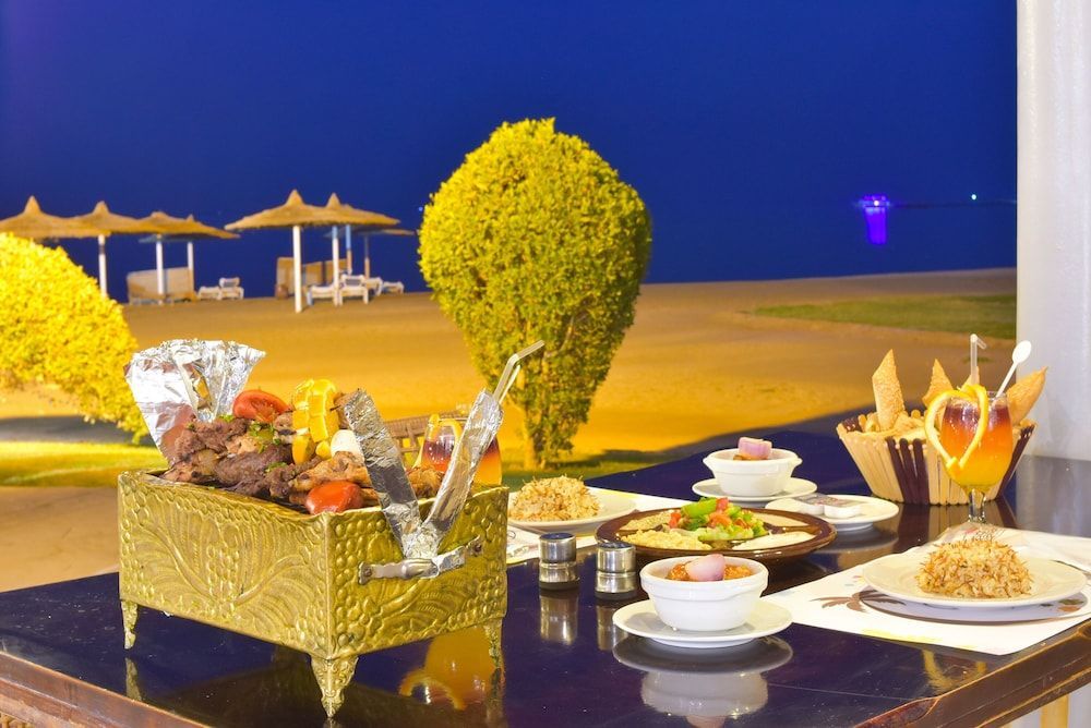Jasmine Palace Resort & Spa - Image 4