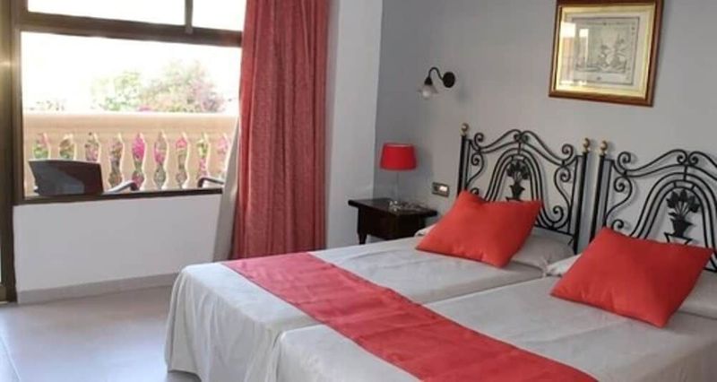 Apartamentos Isla del Sol - Image 3