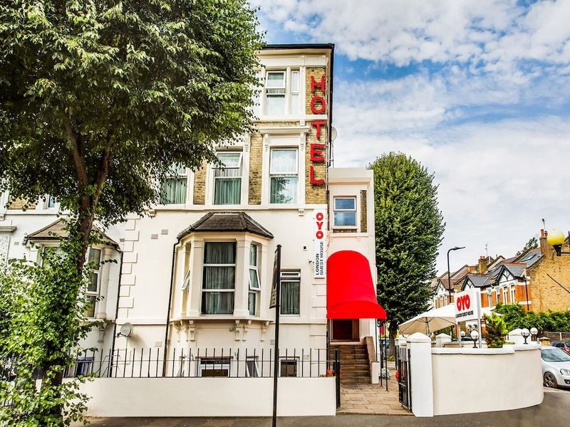 London Guest House - Image 8