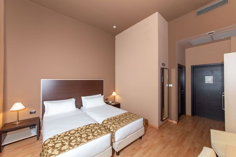 Art Hotel Olympic - Image 2
