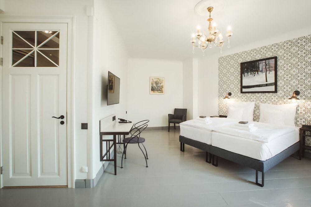 Art Hotel Roma - Image 5