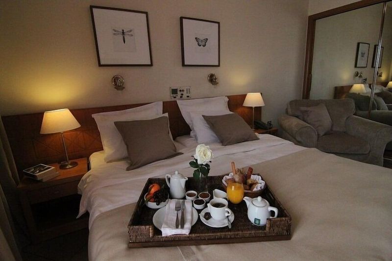Achillion Hotel - Image 6