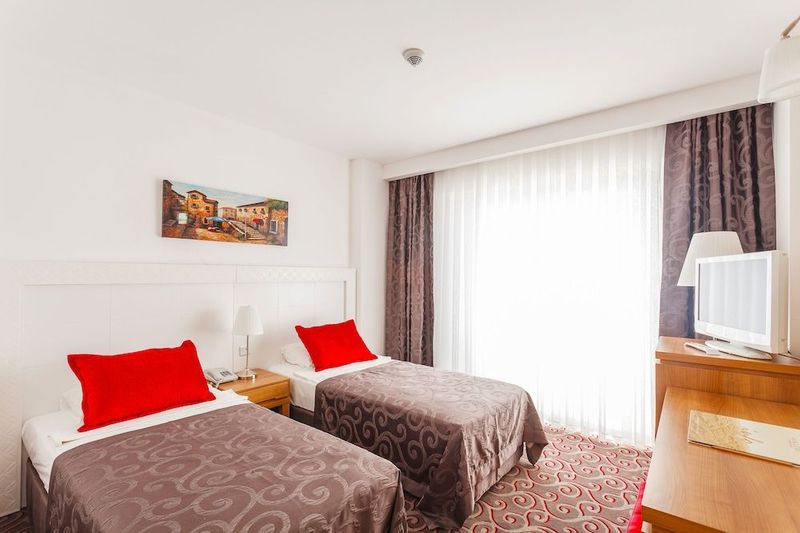 Galeri Resort Hotel - Image 3