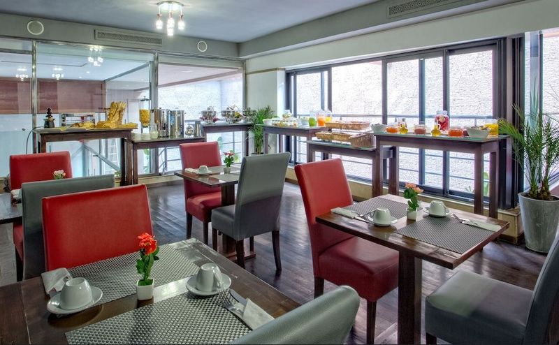 Yaad City Hotel - Image 8