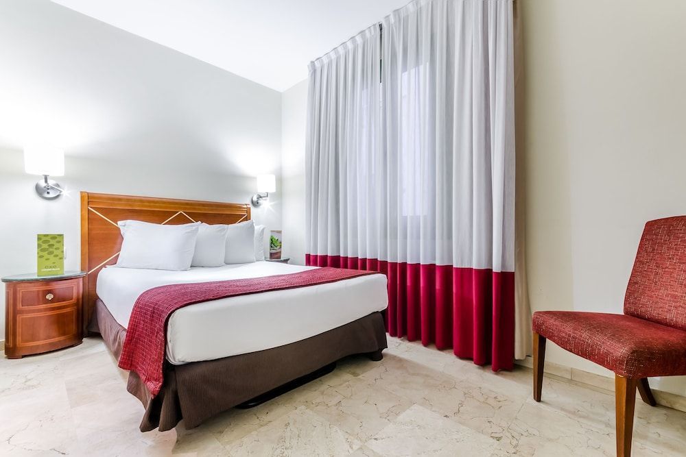 Hotel Exe Laietana Palace - Image 9