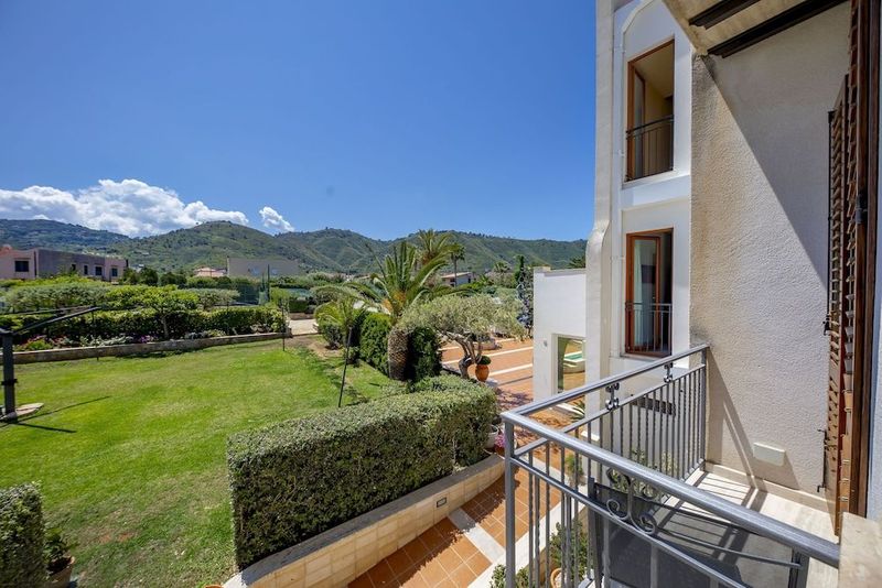Hotel Baia del Capitano - Image 5