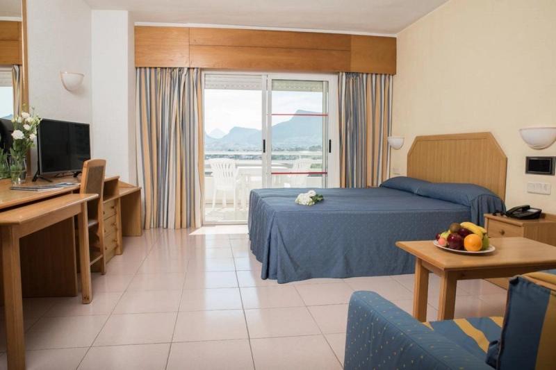 AR Roca Esmeralda Wellness & Spa Hotel - Image 2