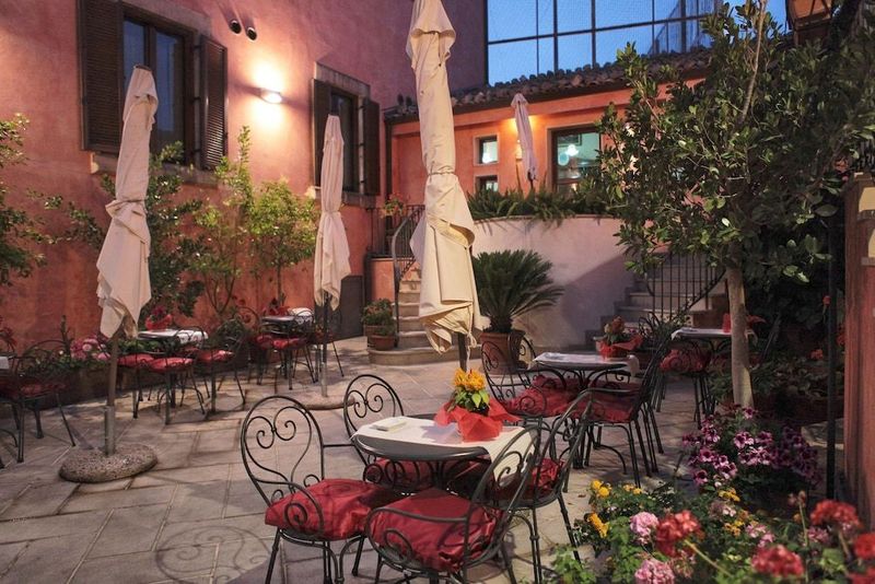 Hotel Il Barocco - Image 9