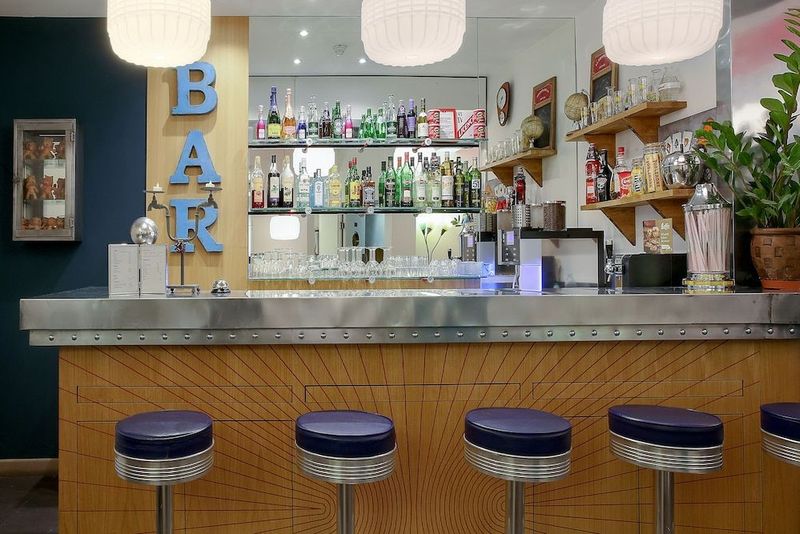 Aulivia Opera Hotel - Image 7