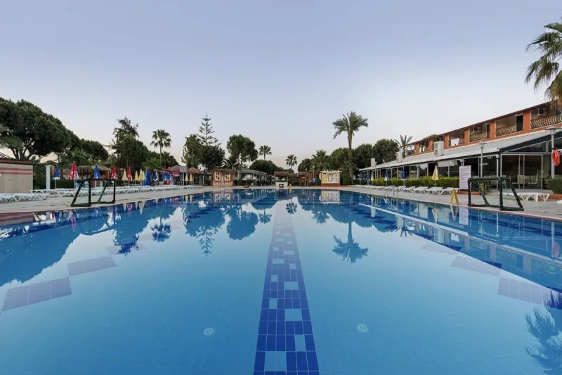 Club Turtas Beach Hotel