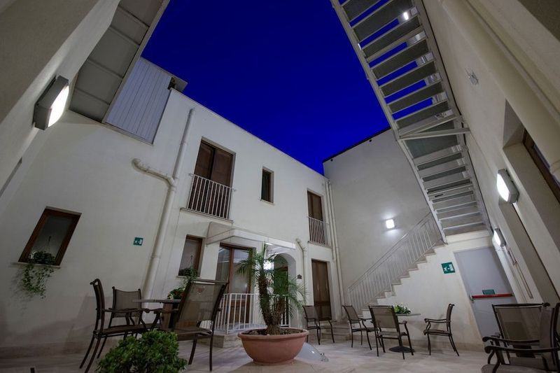 Centrale - Image 1