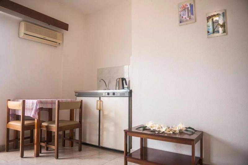 Antonios Hotel - Image 10
