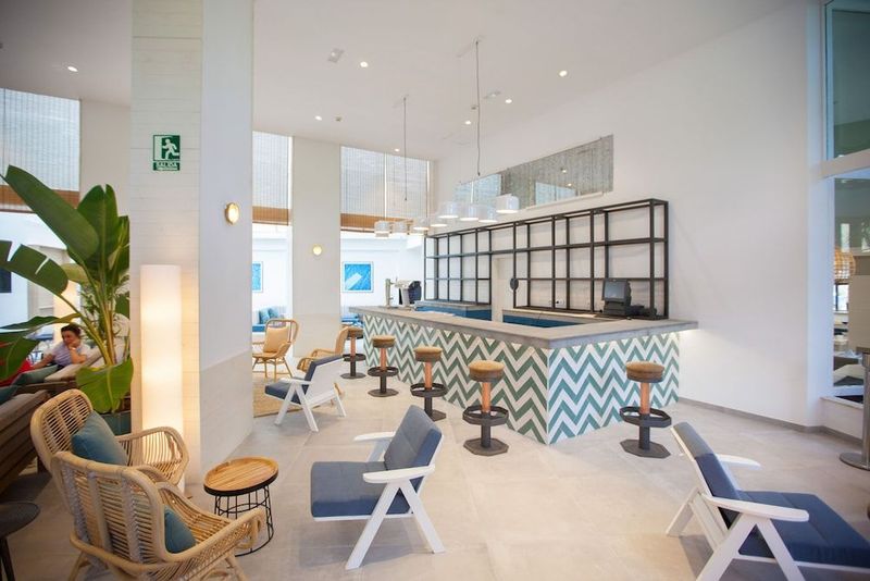 Corallium Beach - Image 7