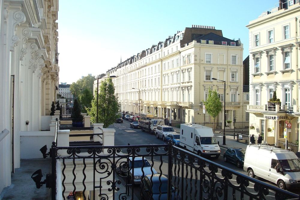 Billede av hotellet The Beverley Hotel London - nummer 1 af 10