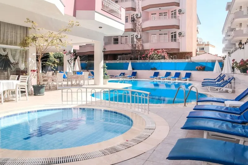 Bella Rose Apart Hotel