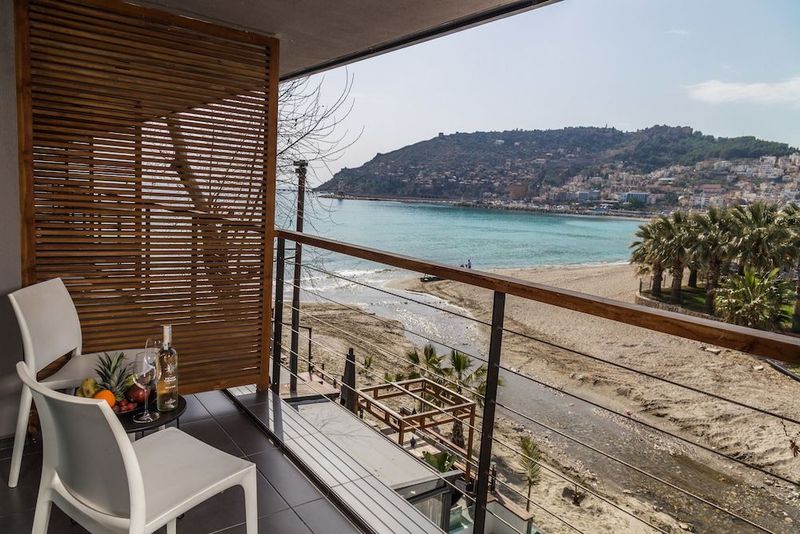 En Vie Beach Boutique Hotel - Image 2