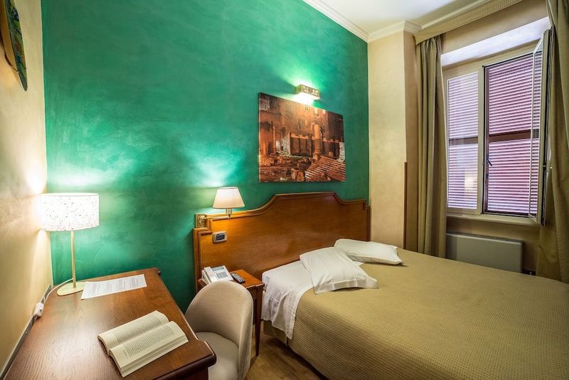 Hotel Kent - Image 7