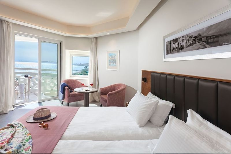 St Raphael Resort - Image 6