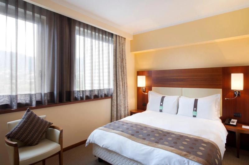 Holiday Inn Salerno Cava De Tirreni - Image 6