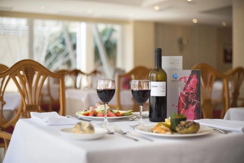 Grupotel Orient - Image 10