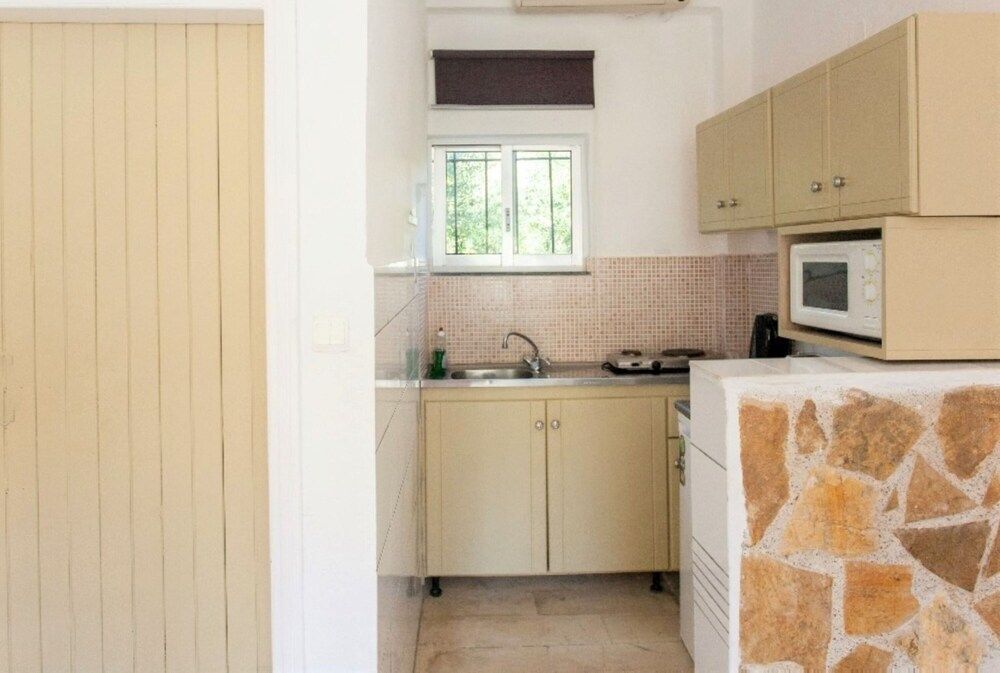 Stavros Villas And Apartments - Image 10