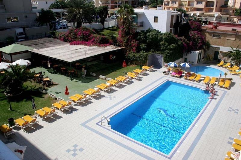 Apartamentos Buensol - Image 7