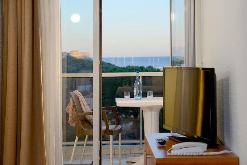 Resideal Antibes - Image 5