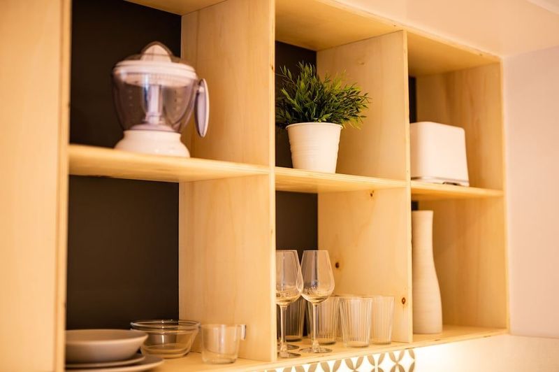 Port Plaza Apartments - Image 10