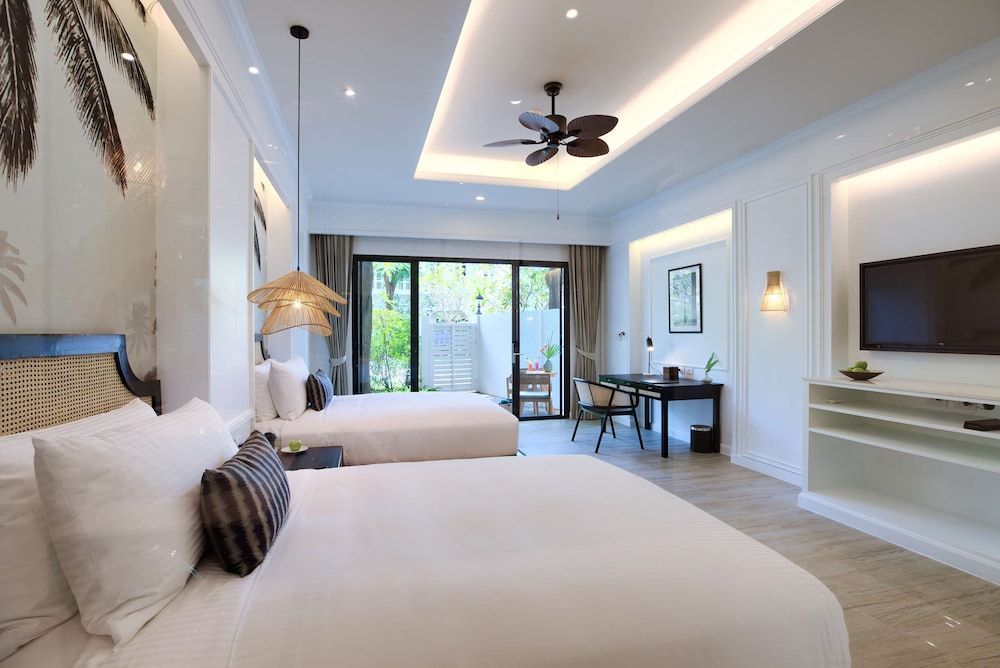Outrigger Koh Samui Beach Resort - Image 2