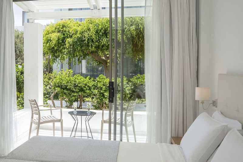 Maritimo Beach Hotel - Image 4