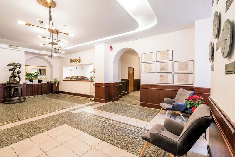 Hotel Lothus - Image 5