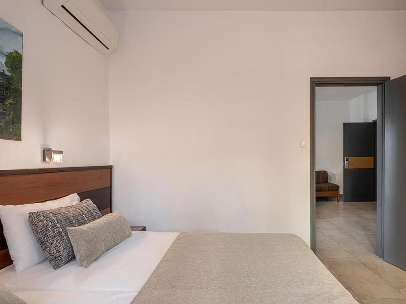 Nontas Suites - Image 7