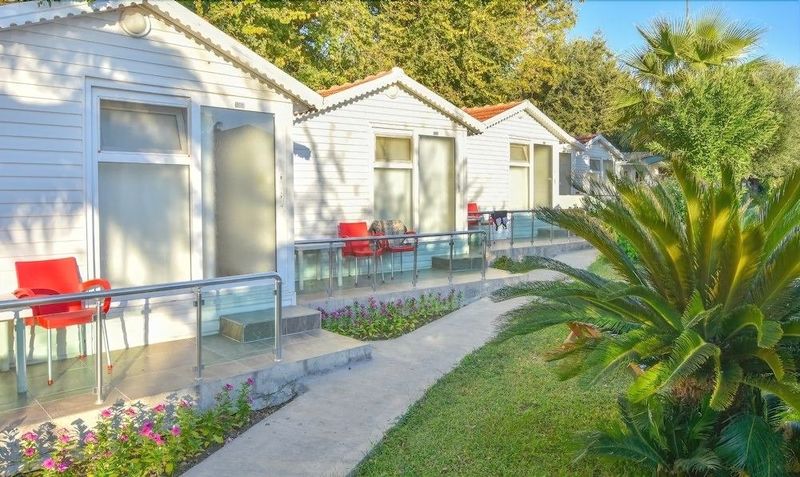 Side Altinkum Bungalow Hotel - Image 6