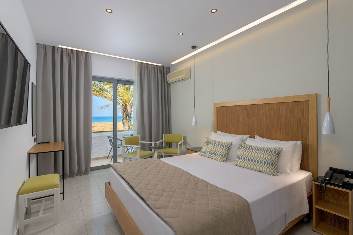 Nirvana Beach Hotel - Image 3