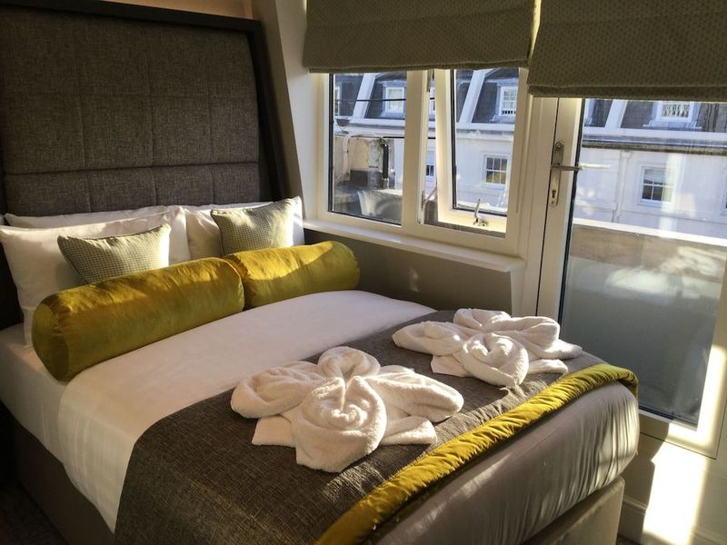 Mornington Hotel London Victoria - Image 2
